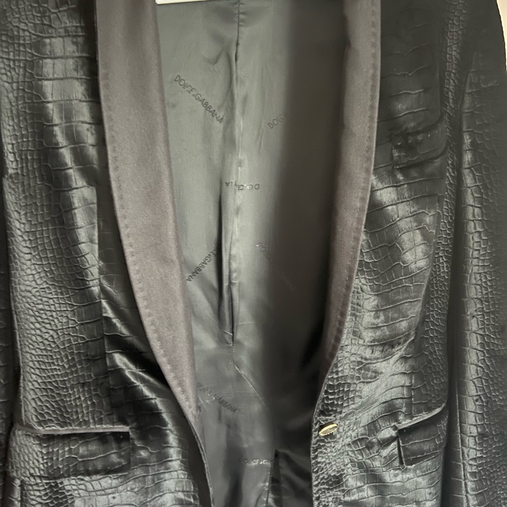 Limited edition verry good condition I got in rodeo drive Beverly Hills